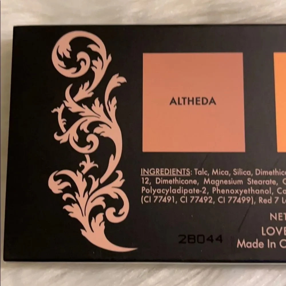 Lovecraft Beauty Blush Palette 3 Shades and Mirror New In Box